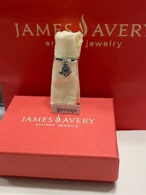 Retired James Avery Rose Dangle Ring